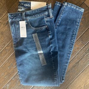 NWT AE dream fit low rise jeggings